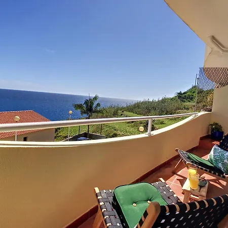 Portinho's View By Lovelystay Apartment